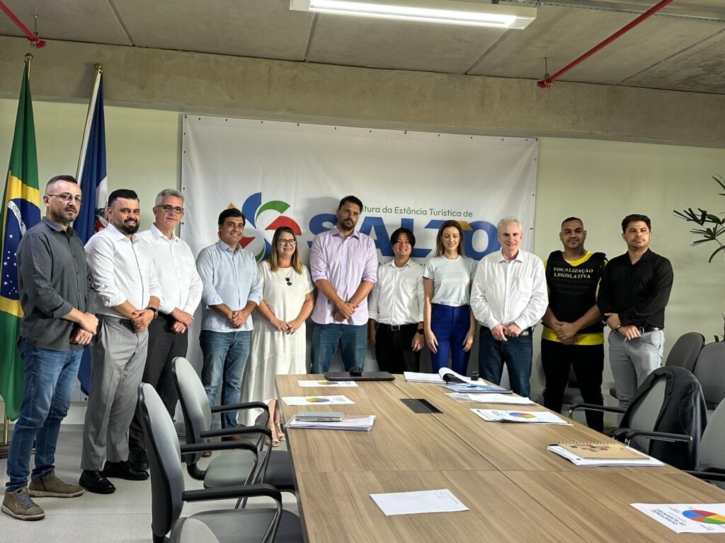 Prefeitura de Salto sedia reunião da Frente Parlamentar da SP-75