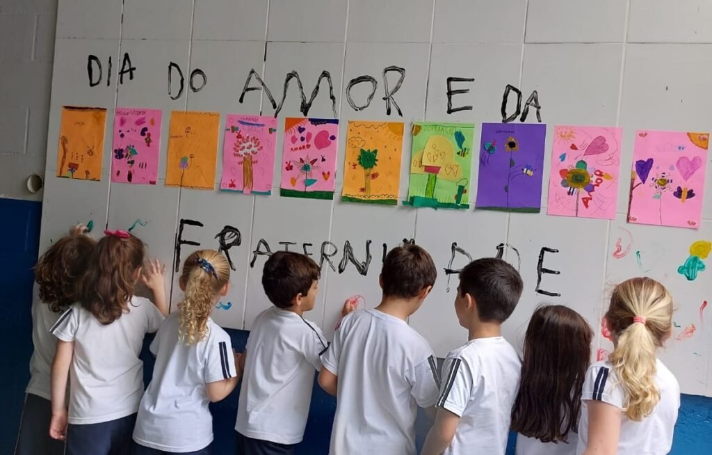 Colégio  realiza &#8220;Dia do Amor e Fraternidade&#8221;