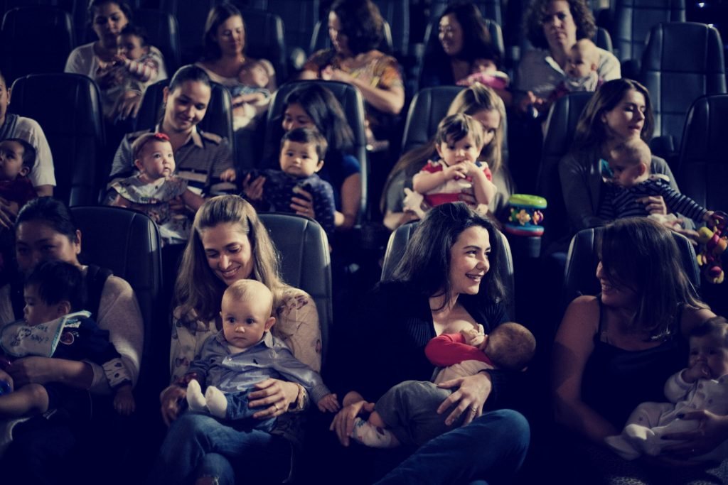 Cine Araújo realiza sessões do CineMaterna em Itu