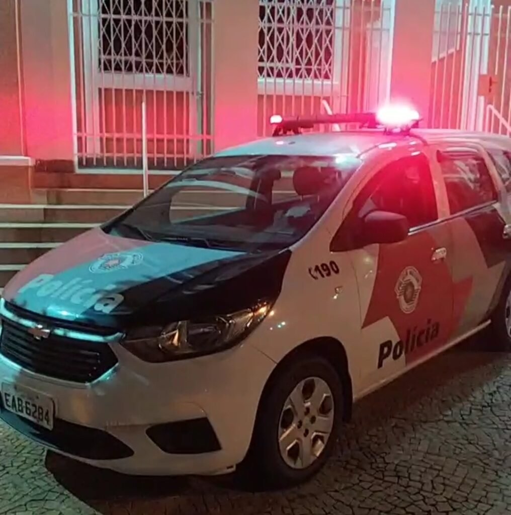 Homem é encontrado sem vida em frente à Câmara de Itu