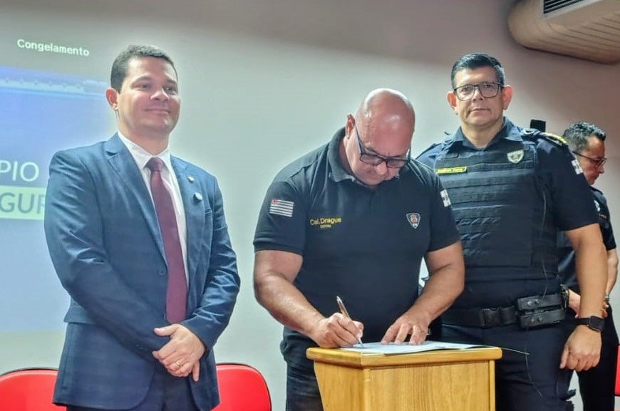 Itu integra programa Município Mais Seguro e recebe arma inédita