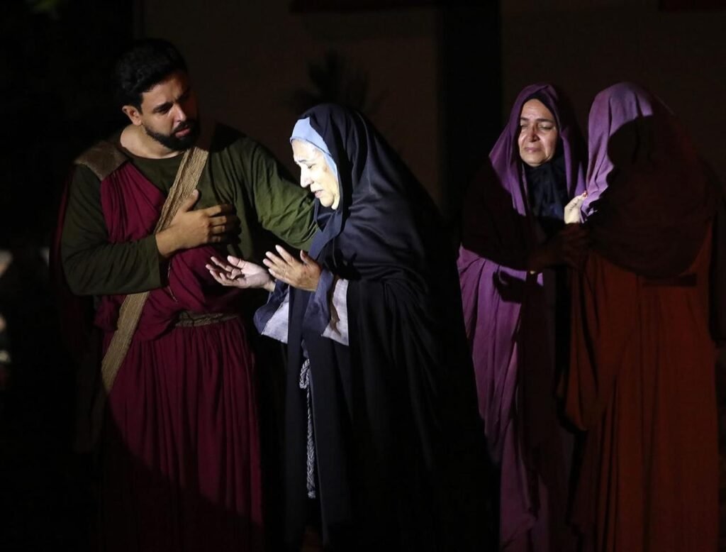Igreja São Cristóvão recebe encenação da Paixão de Cristo na sexta-feira