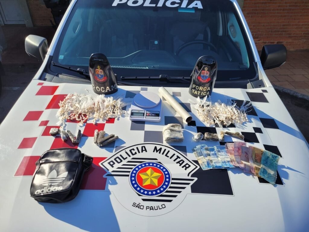 Polícia Militar prende homem por tráfico de drogas