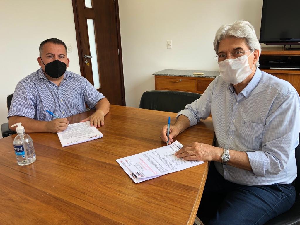 Secom e Sincomércio assinam acordo e reajuste de 8,83%