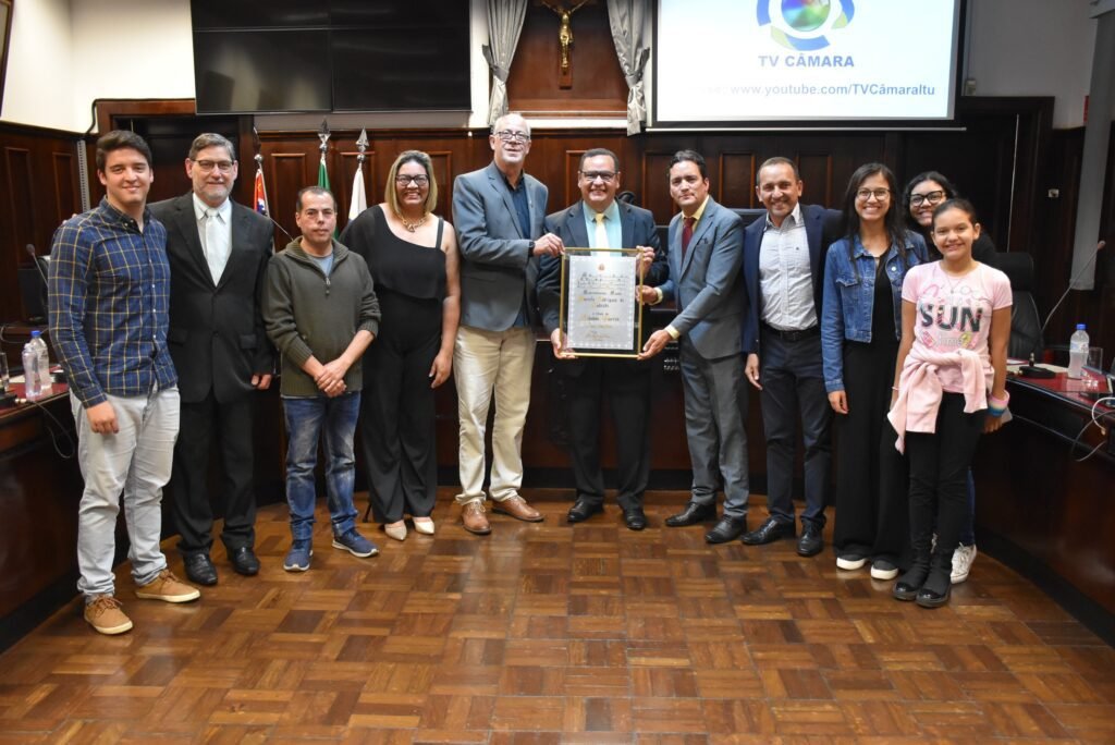 Pastor Marcelo Rodrigues de Andrade recebe Cidadania Emérita