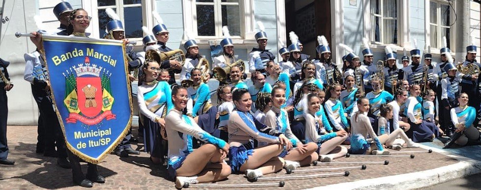 Parada do Bicentenário celebra 200 anos da Independência do Brasil