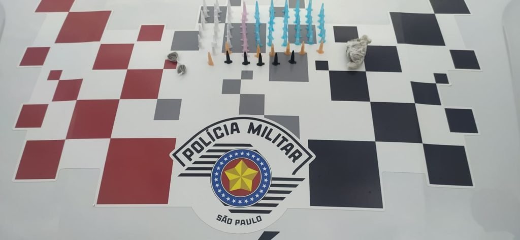 Polícia apreende menor suspeito de tráfico  no Alpes 2