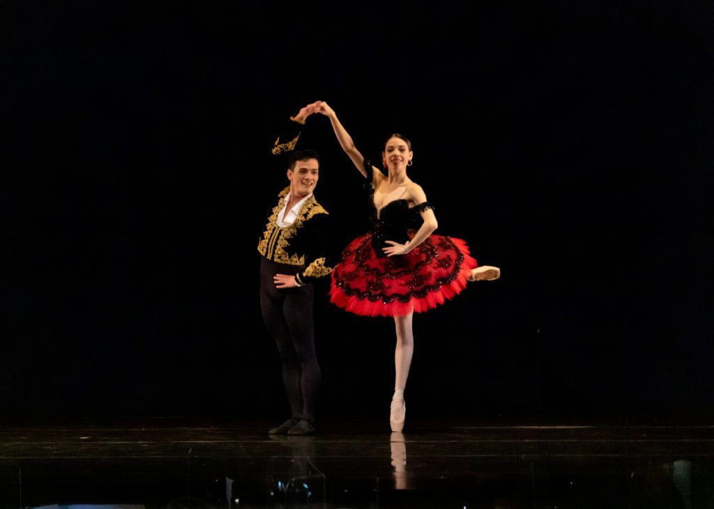 São Paulo Companhia de Dança se apresenta  neste domingo