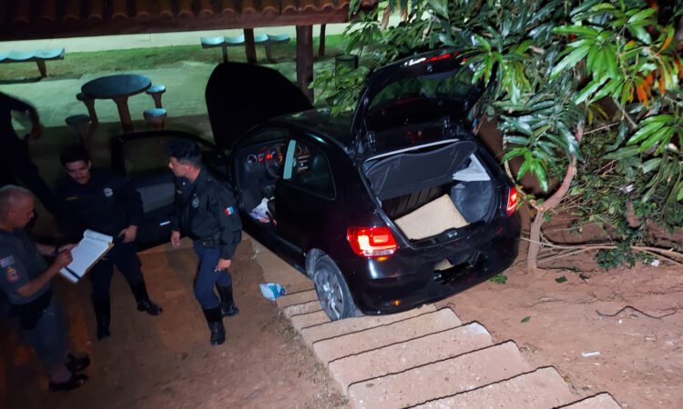 Ladrões roubam carro em  Itu, são perseguidos e presos em Salto