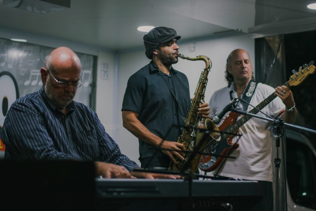 Praça do Carmo recebe Derico Music Truck neste domingo