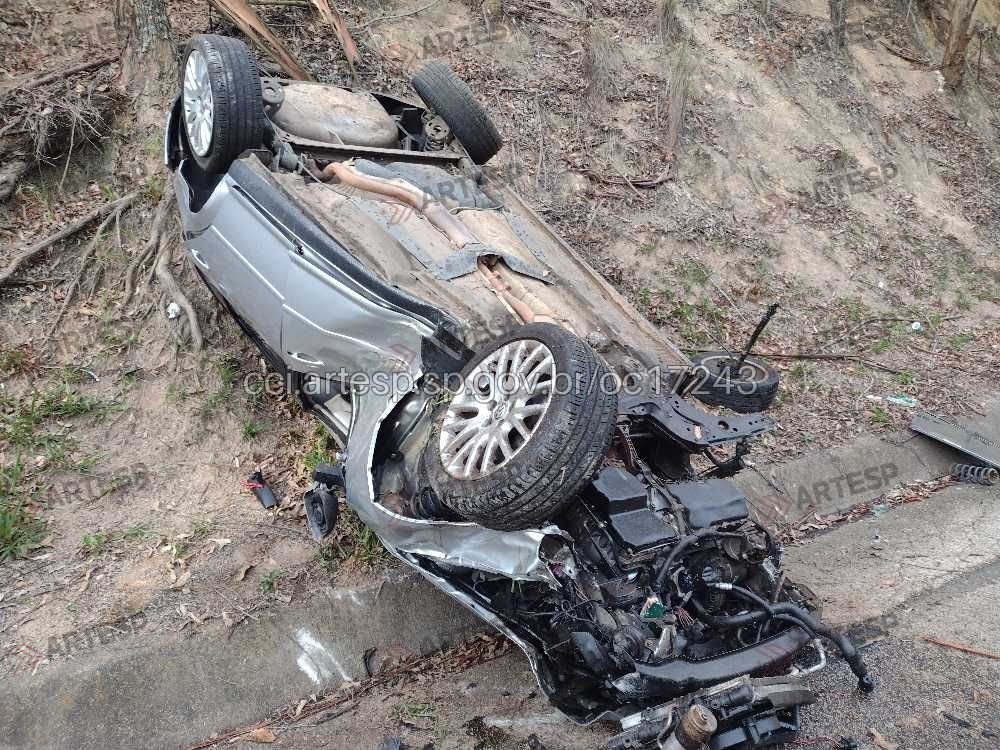 Acidente na Rodovia Gabriel Paulino Bueno Couto deixa uma vítima fatal