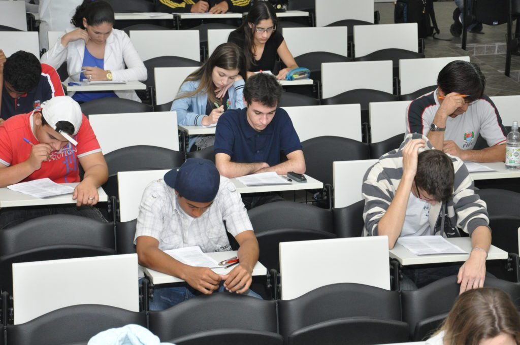 Inscrições para o vestibulinho da Fiec começam na próxima quarta-feira (18)