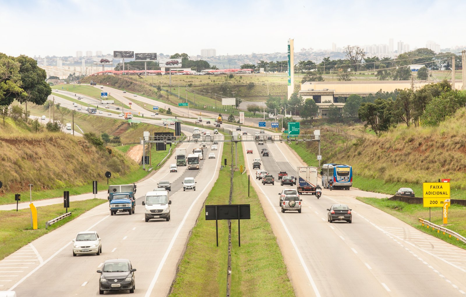 AB Colinas prevê tráfego de 633 mil veículos neste feriado de Tiradentes