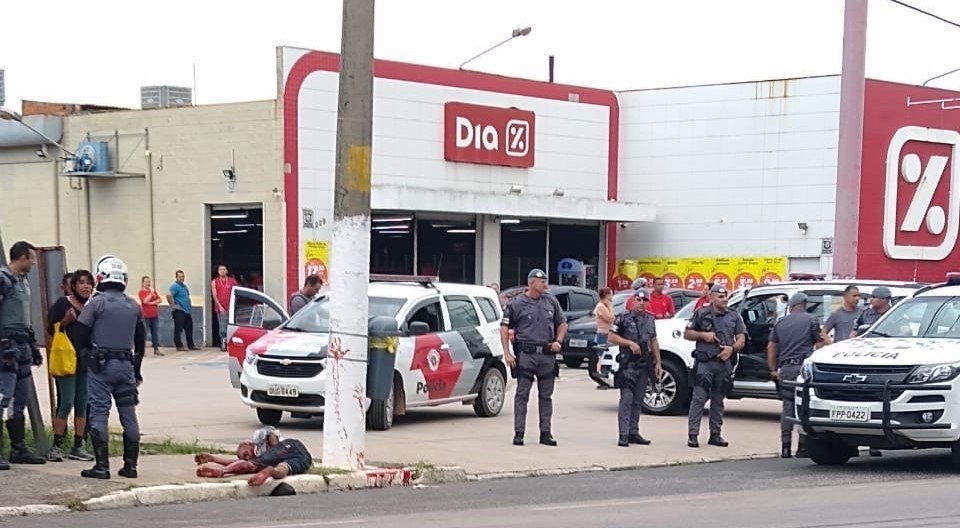 Força Tática prende uma pessoa por tentativa de homicídio