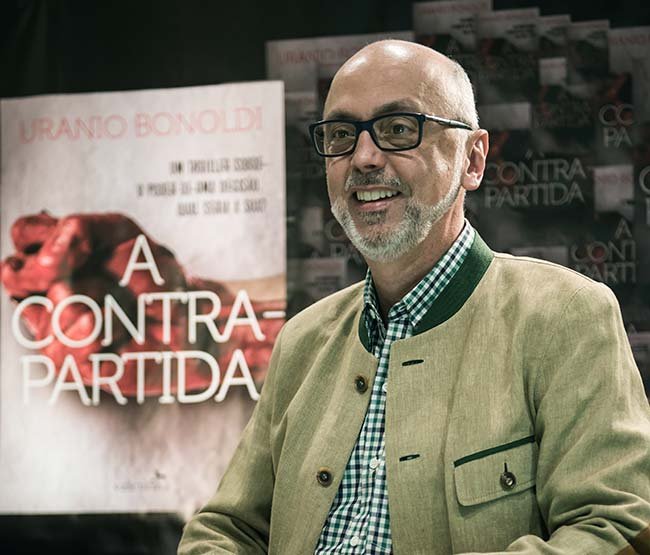 Livros de ficção ganham impulso entre os leitores que buscam entretenimento