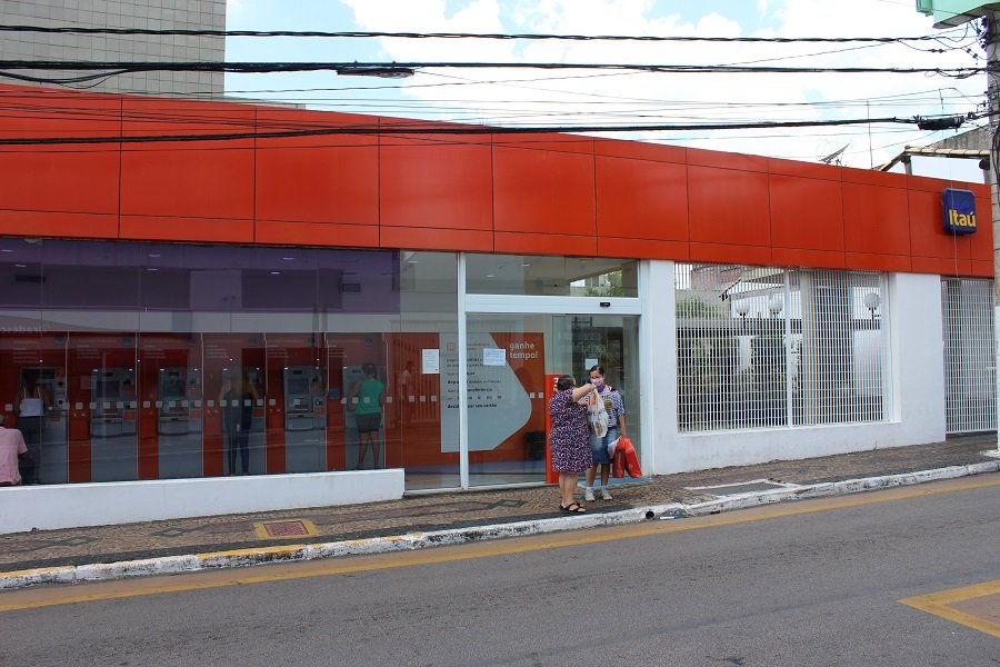 Itaú demite nove funcionários em Itu