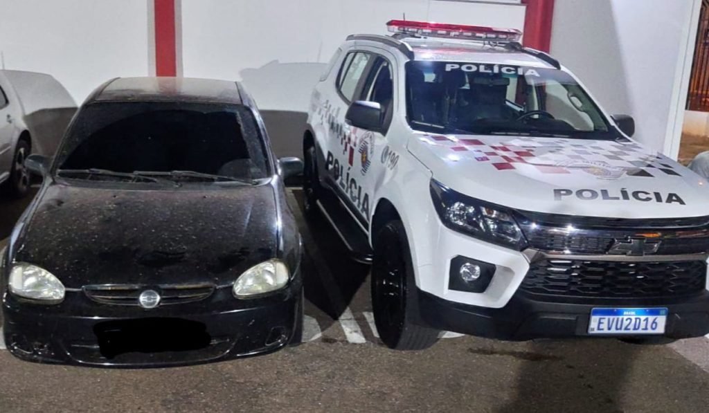 Polícia Militar recupera veículo roubado
