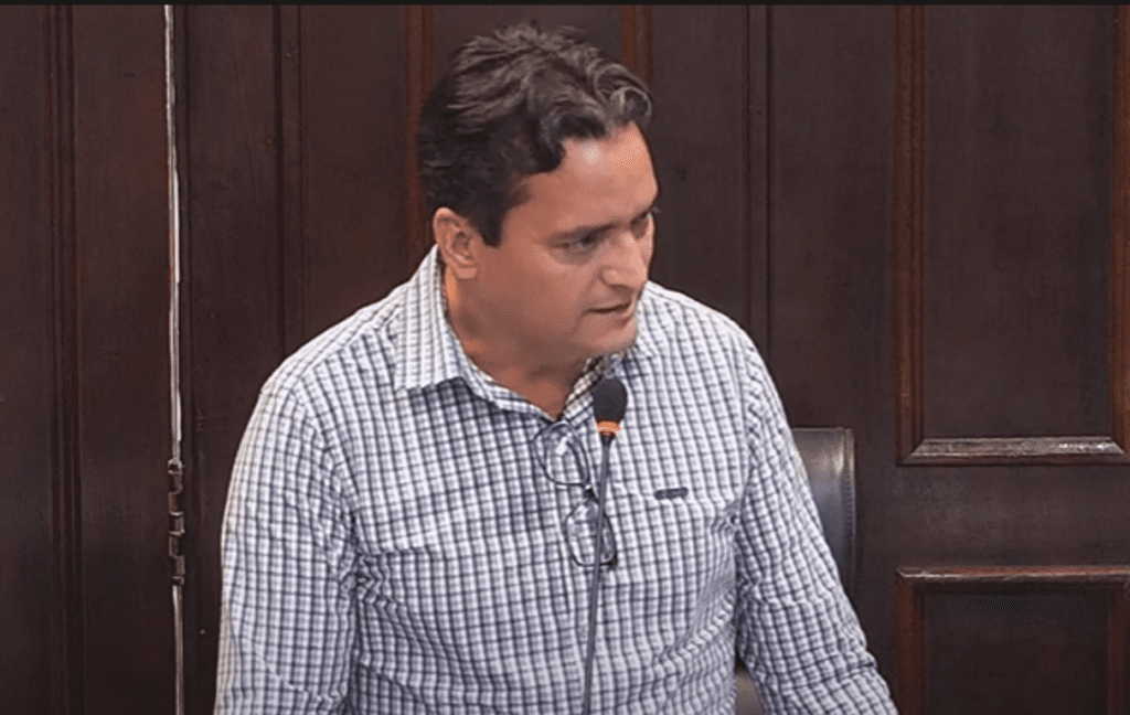 Vereadores aprovam contas do prefeito, mesmo com ressalvas do Tribunal de Contas