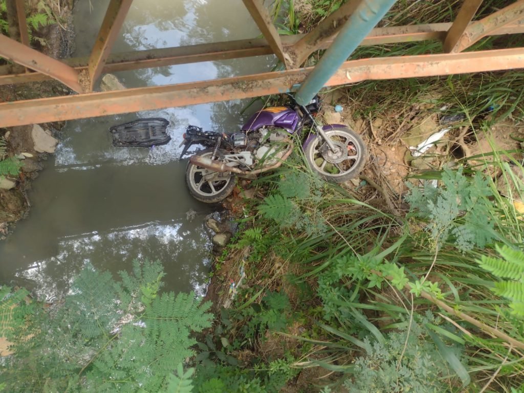 Polícia recupera moto furtada