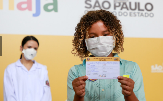 Coronavac é liberada e SP confirma dose inicial para crianças do estado em até três semanas