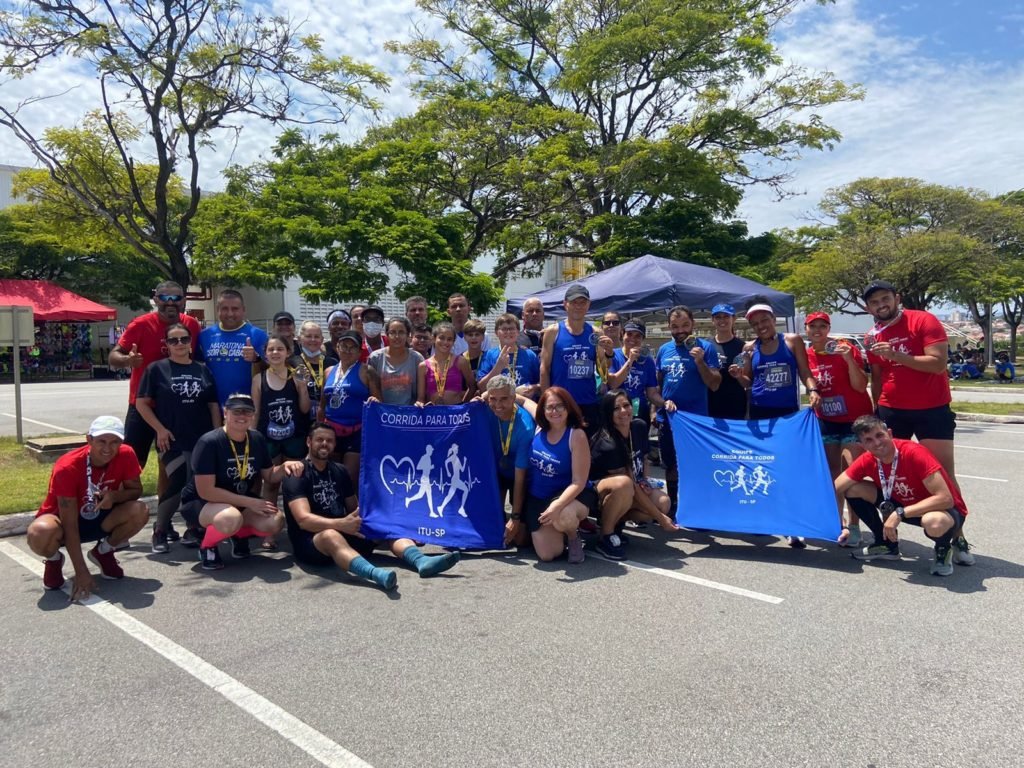 Corrida para Todos: grupo completa três anos com dezenas de troféus e medalhas