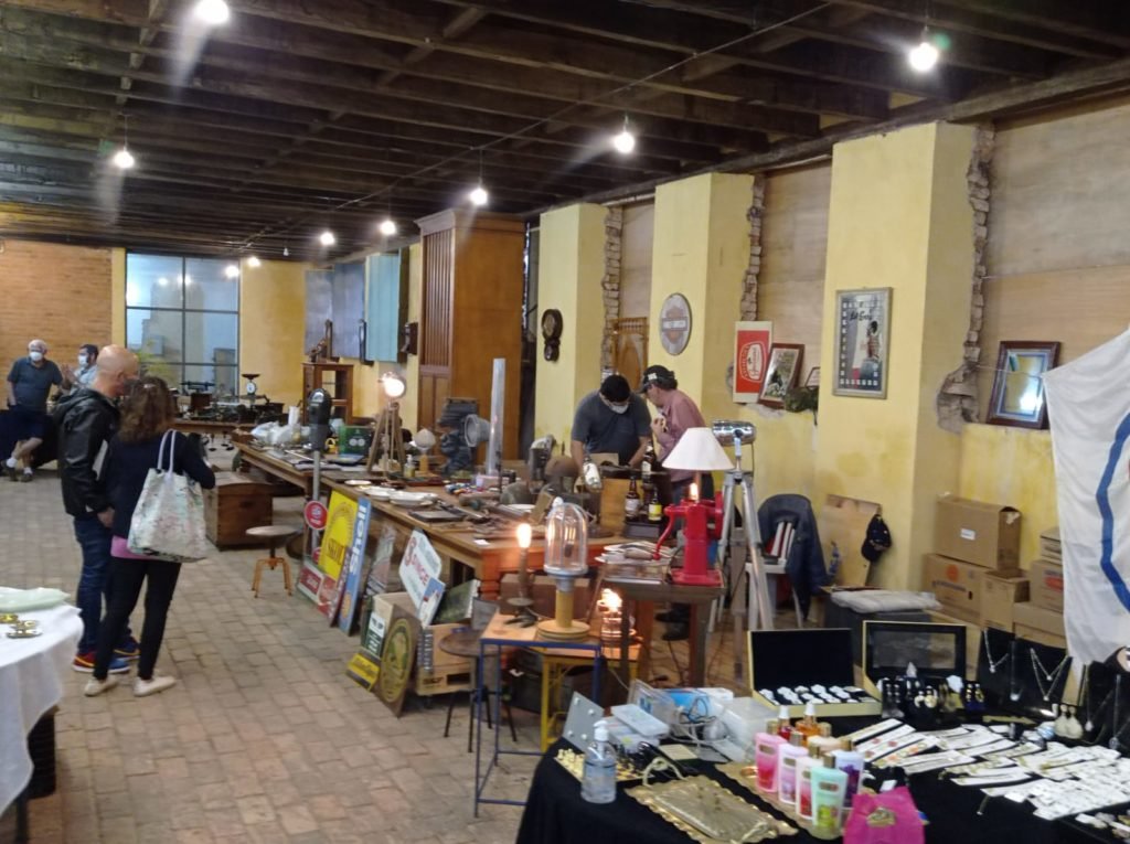 Orquestra Ituana de Viola Caipira se apresenta na Feira &#8220;Antiguidades &#038; Curiosidades&#8221; neste domingo