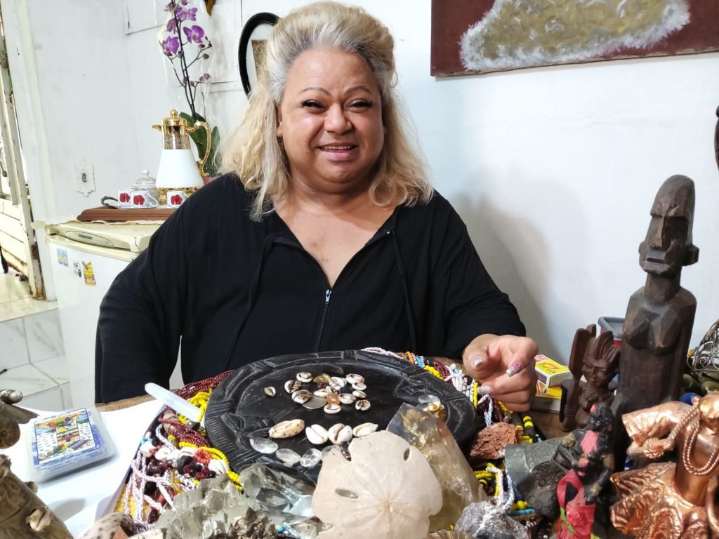 Previsões 2022: Babalorixá Roberto Oluran fala sobre política, Copa do Mundo, Eleições e pandemia