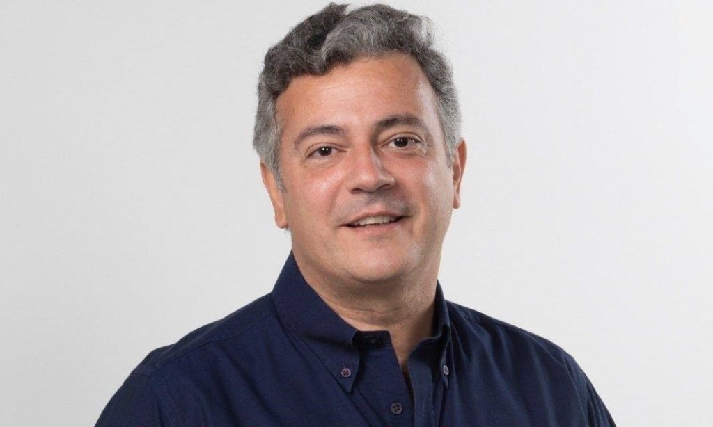 Prefeito sugere que munícipes devem &#8220;carregar sacos de terra&#8221;