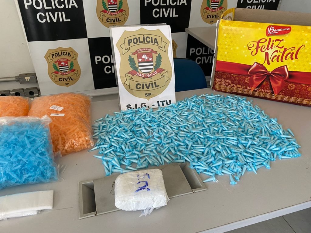 Homem de 31 anos é preso com drogas dentro de caixa de panetone