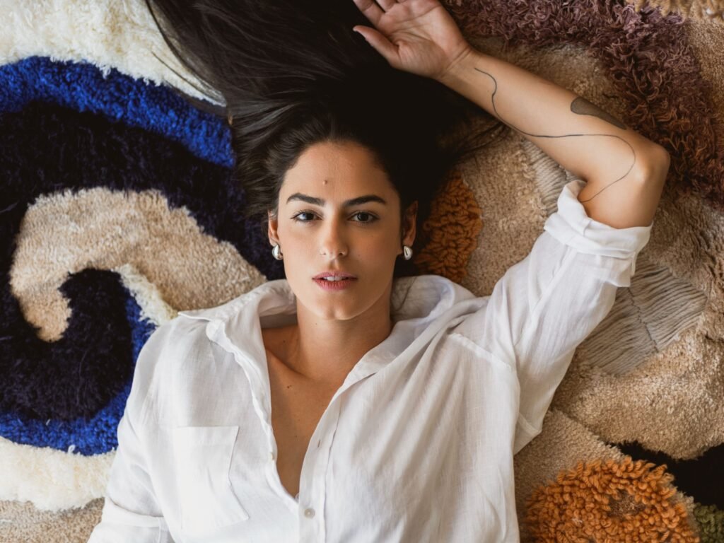 Museu FAMA recebe exposição de arte têxtil de Lorena Bruno