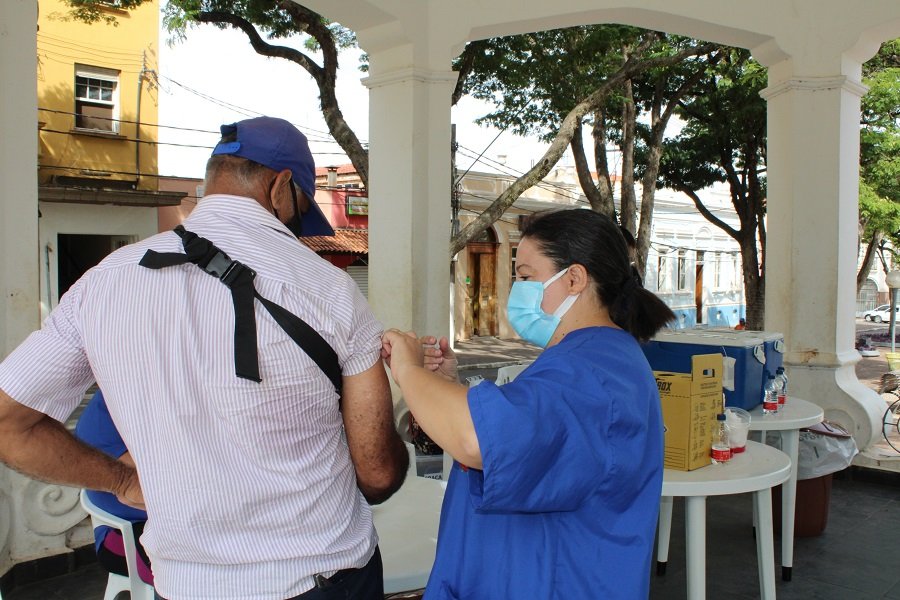 Confira cronograma de vacinação contra Covid até dia 3 de dezembro