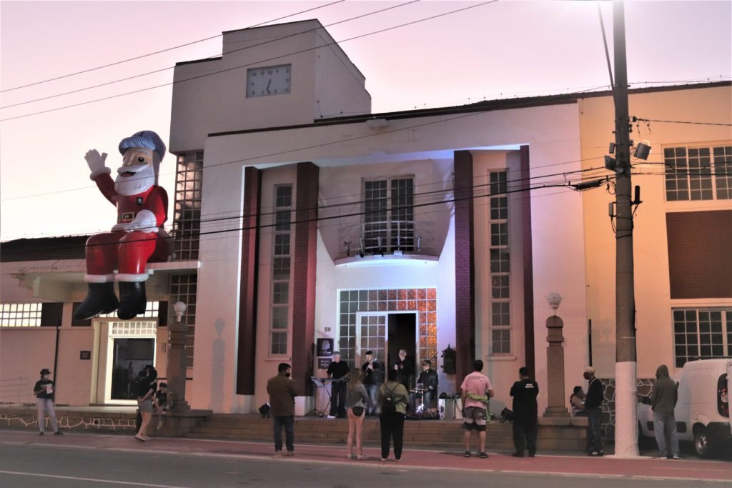 Estações Ferroviárias de Itu e Salto ganham Coral de Natal aos finais de semana