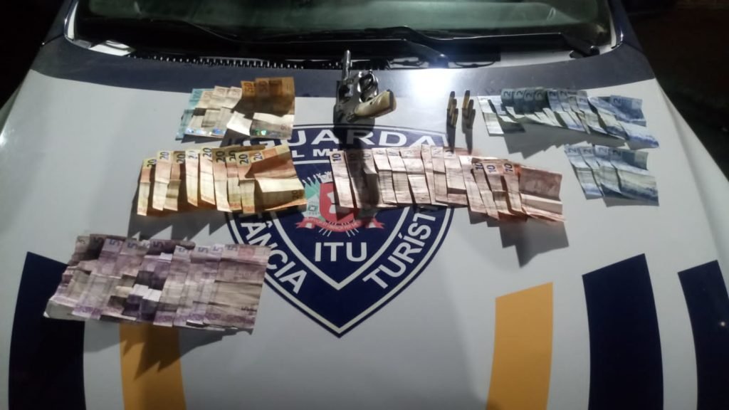 Ladrão quase é linchado após roubar posto de combustível e clientes em Itu