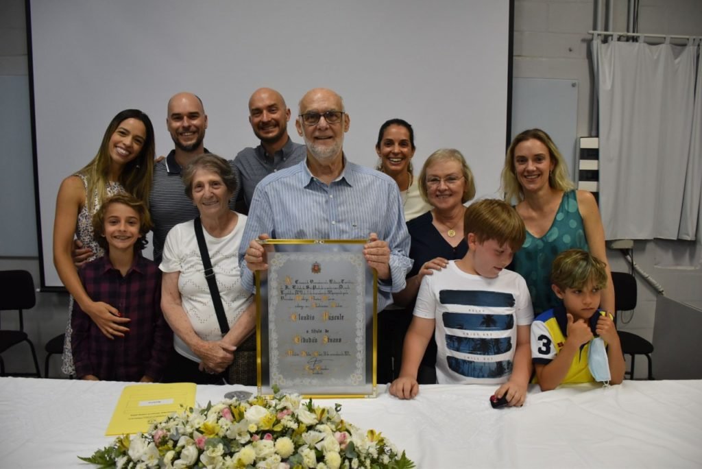 Professor Claudio Pascale recebe Título de Cidadania Ituana