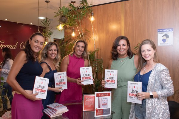 Livro discute a importância de líderes humanizados para equipes seguras
