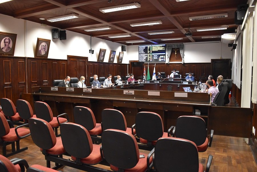 Maioria dos vereadores aprova Plano Plurianual do Município