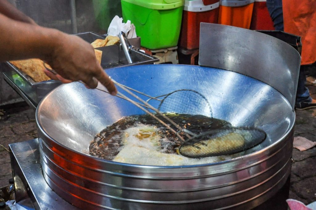 Feira Noturna terá música ao vivo nesta sexta