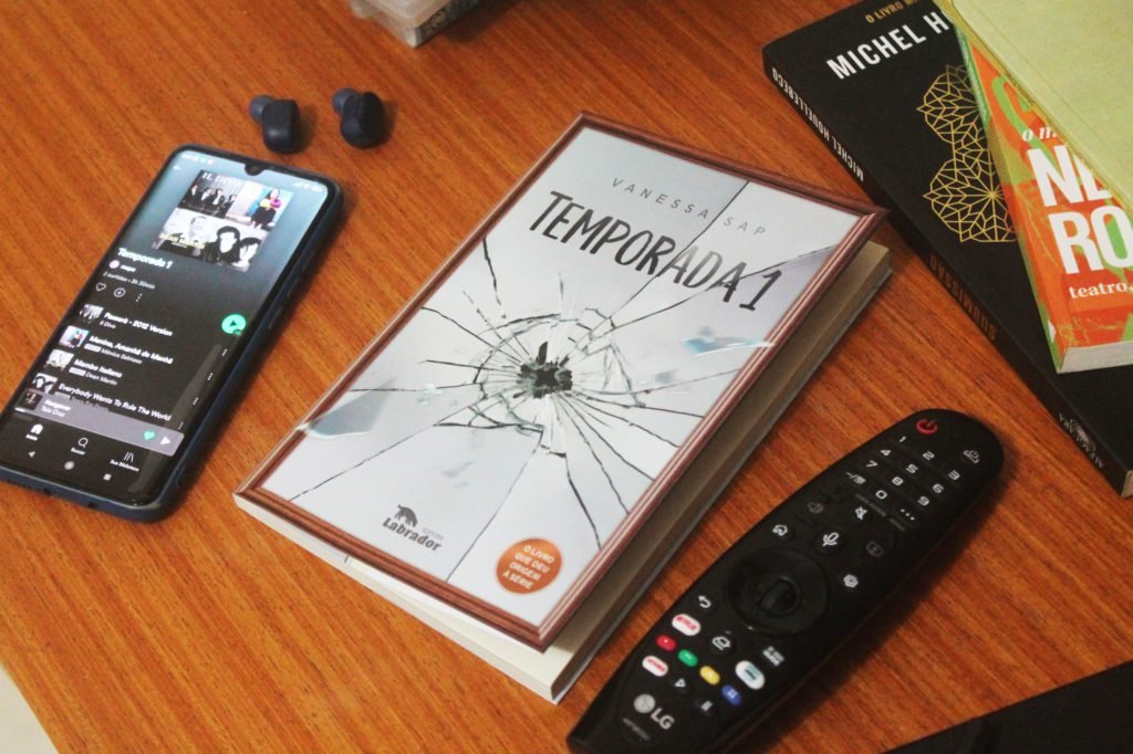 Das prateleiras para streaming: &#8216;Temporada 1&#8217; chega às livrarias