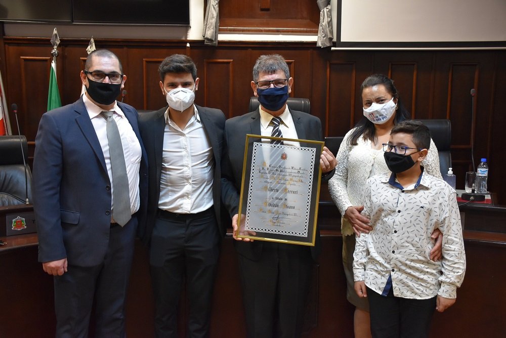 Gilberto Ferrari recebe Título de Cidadania Ituana