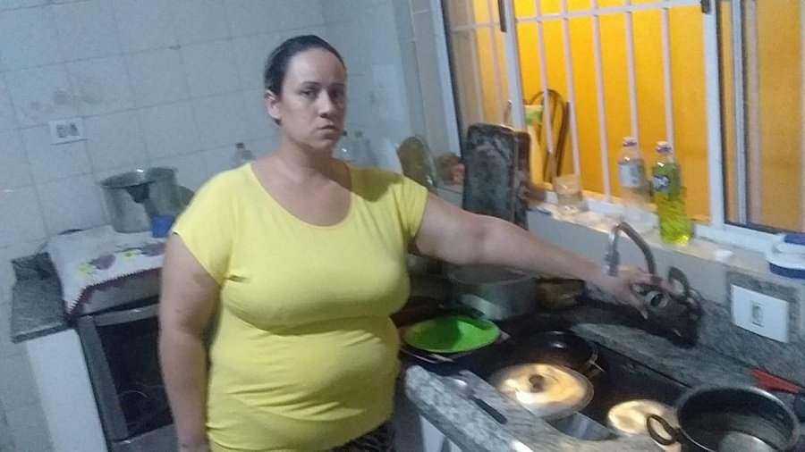 “Situação é igual a de 2014, mas atendimento é pior”, diz moradora do Alberto Gomes