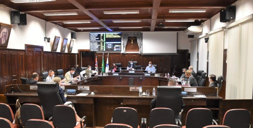 Orçamento de 2022 prevê criação de novo imposto municipal