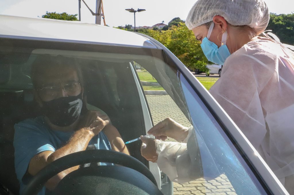 Vai se vacinar? Veja quais documentos levar