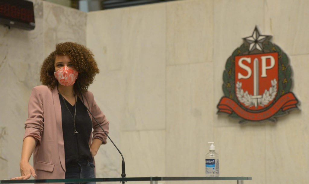 Mônica Seixas, do PSOL, pede licença da Alesp por motivos de saúde