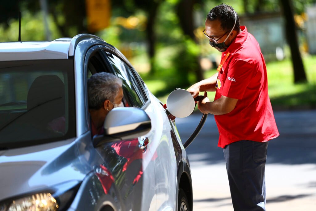 Itu tem nova queda no etanol e mantém gasolina próxima da estabilidade