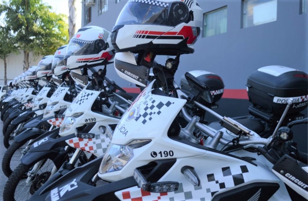 PMs da Rocam prendem procurado