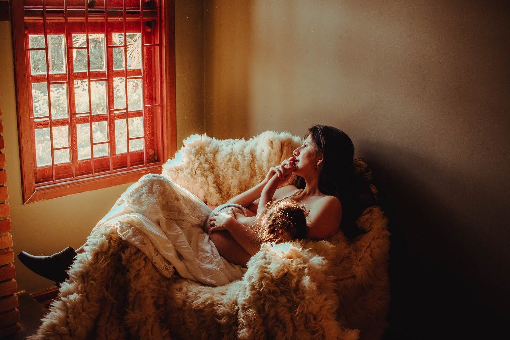 Exposição fotográfica no Shopping Cidade Sorocaba ressalta a beleza da amamentação