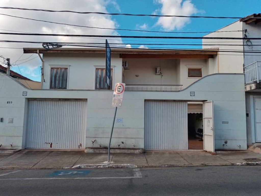 Vacinação contra Covid para gestantes e puérperas com 18 anos ou mais e com comorbidades será no CRM