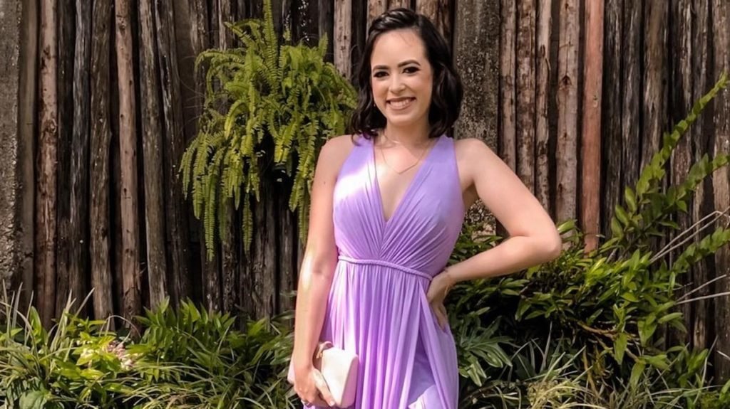 Com 22 anos, jovem perdeu 22 quilos com reeducação alimentar