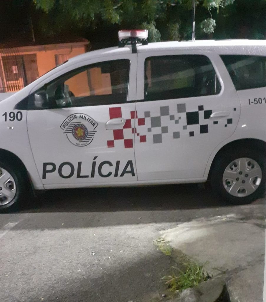 PM prende filho que mantinha mãe em cárcere privado