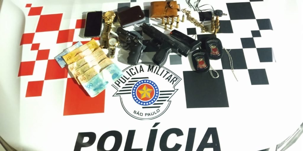 PM prende homens que se passavam por policiais
